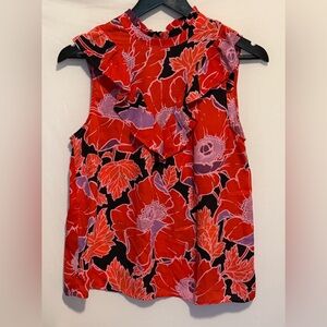 WHO WHAT WEAR mock neck red floral‎ blouse